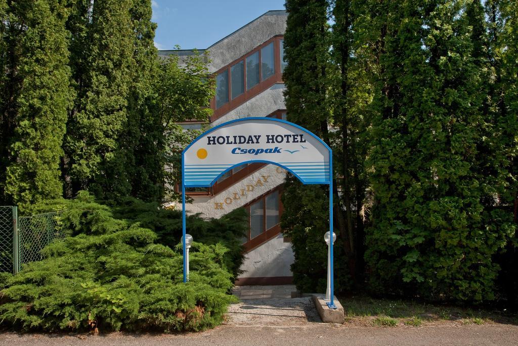 Hotel Holiday Чопак Екстер'єр фото